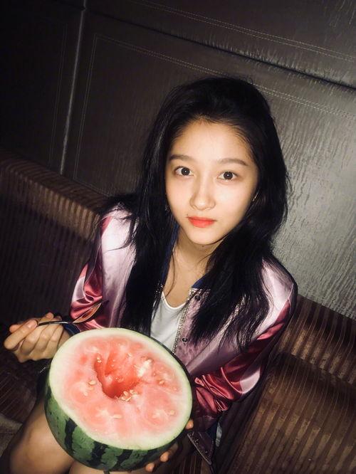 娱乐吃瓜酱拍照视频大全,独家拍照视频大全，带你领略明星幕后风采